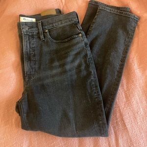 Size 30 Madewell perfect vintage black jeans